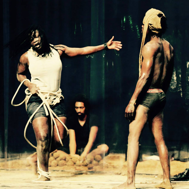 BIT Teatergarasjen: Tapis Rouge